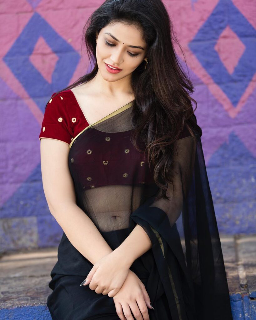 Priyanka Jawalkar Golden Look 