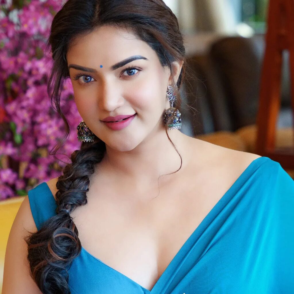 honey rose glamour photos