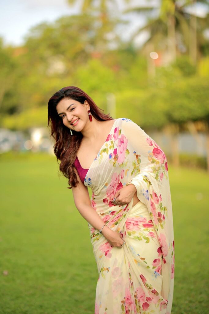 honey rose glamour photos