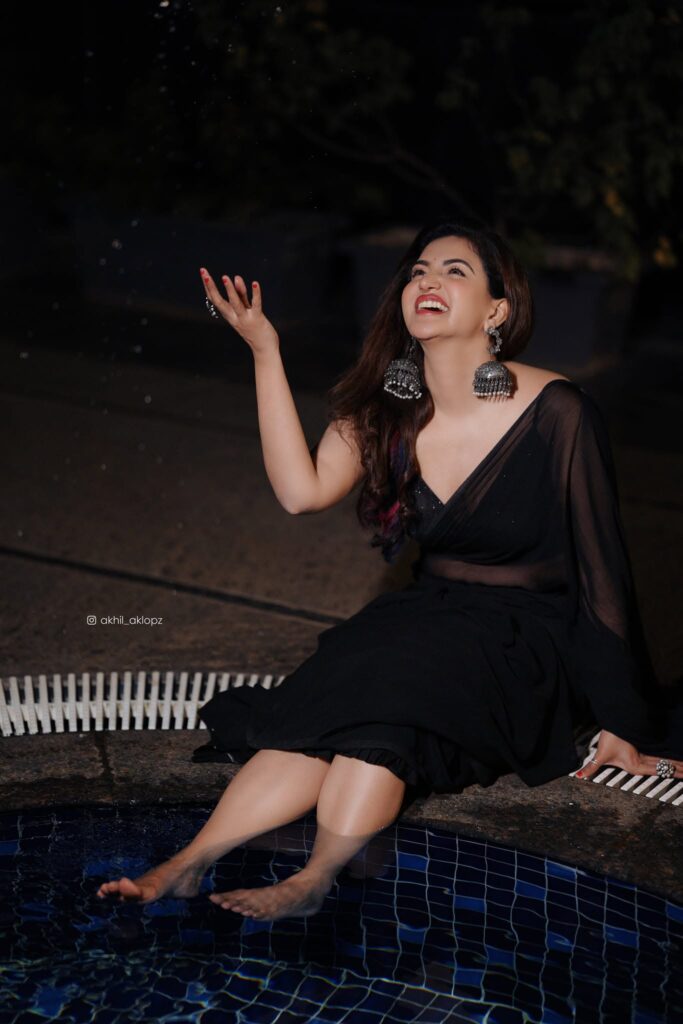 honey rose glamour photos