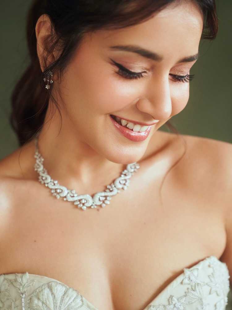 raashii khanna (26)