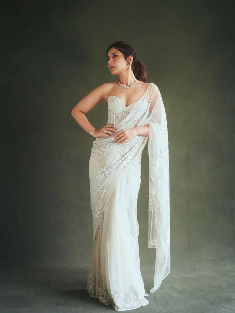 raashii khanna (29)